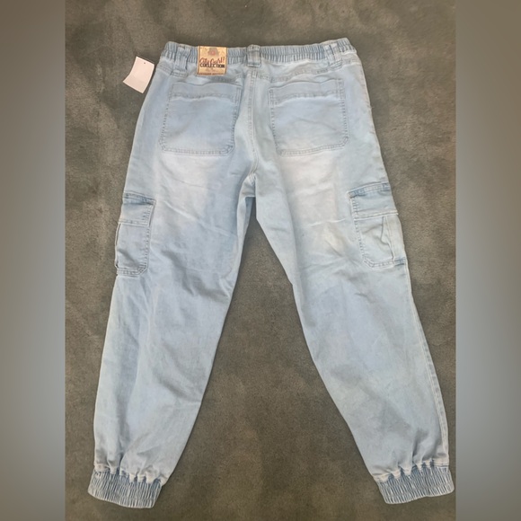 Elite City Girl Cargo Jeans - Picture 2 of 4